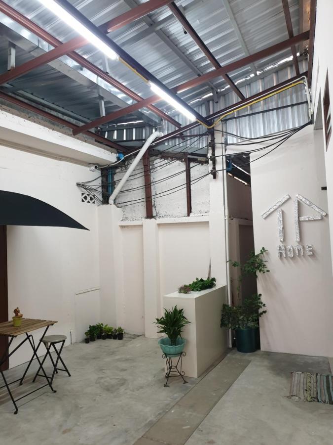Tp Home Bangkok Exterior photo
